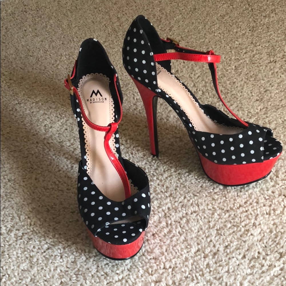 “Madison” Heels Black and Red Polkadot Size 9